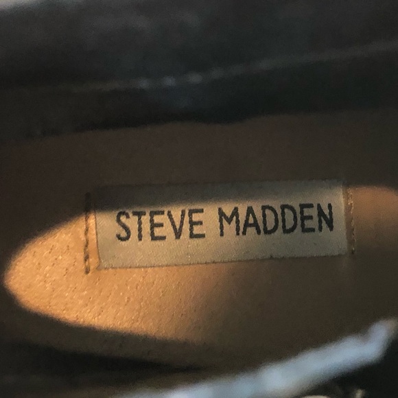 Steve Madden Booties - Picture 2 of 5